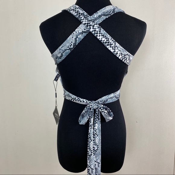 Snakeskin Wrap Top (free with any purchase!) - Picture 3 of 4